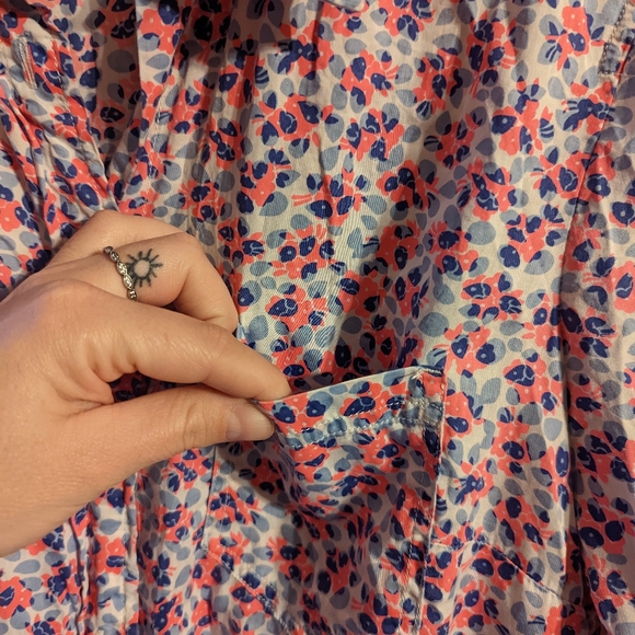 Gap Button-down - Picture 5 of 10